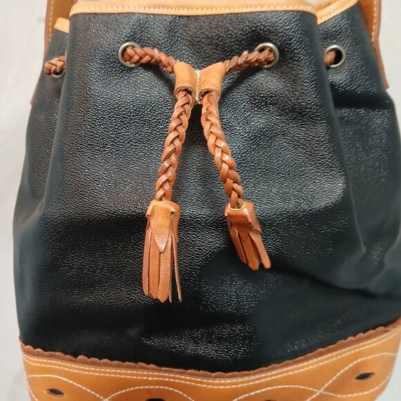 Adrienne Vittadini Hobo Bucket Bag - Picture 11 of 11